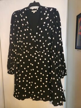 Plus Size Macy's Black & White Polka Dot Long Sleeve Wrap Dress
